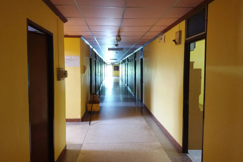 The 99 Inn Hotel