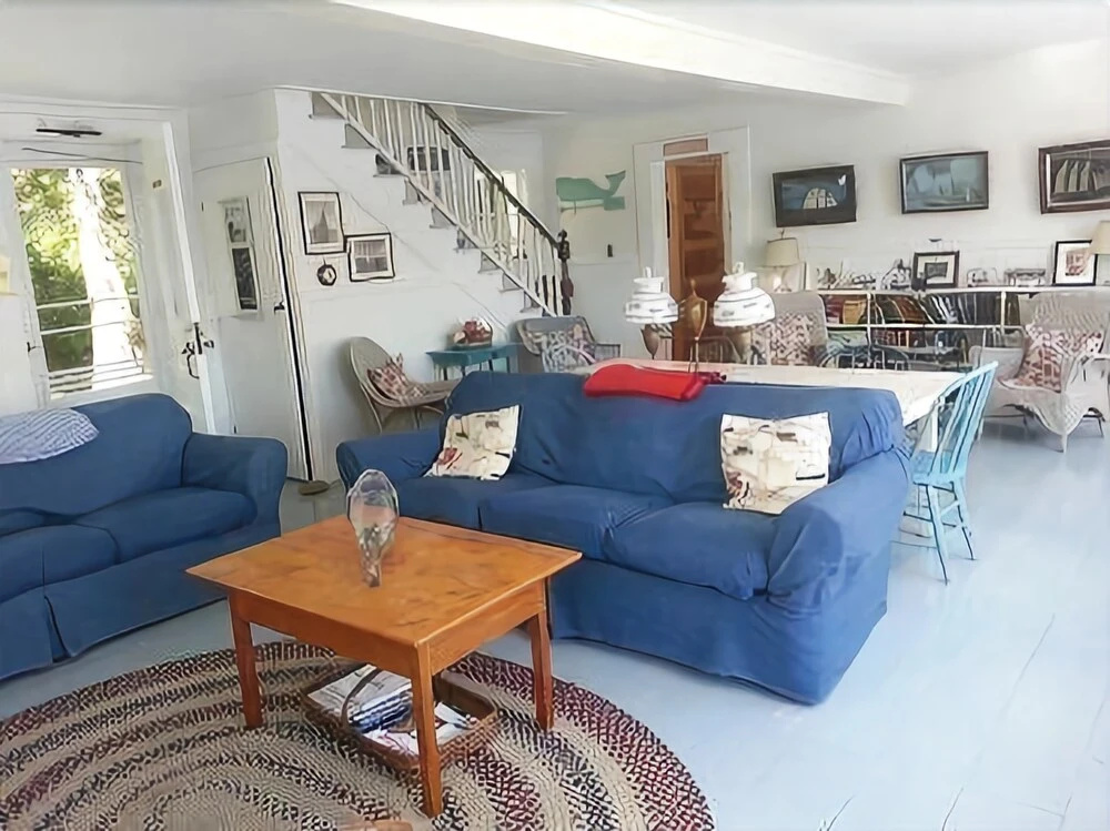 Barnacle on Bucks Harbor - Four Bedroom Home