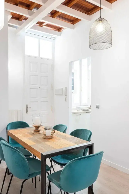 Cozy 2BD Duplex With Private Patio Plaza Nueva II Sevilla