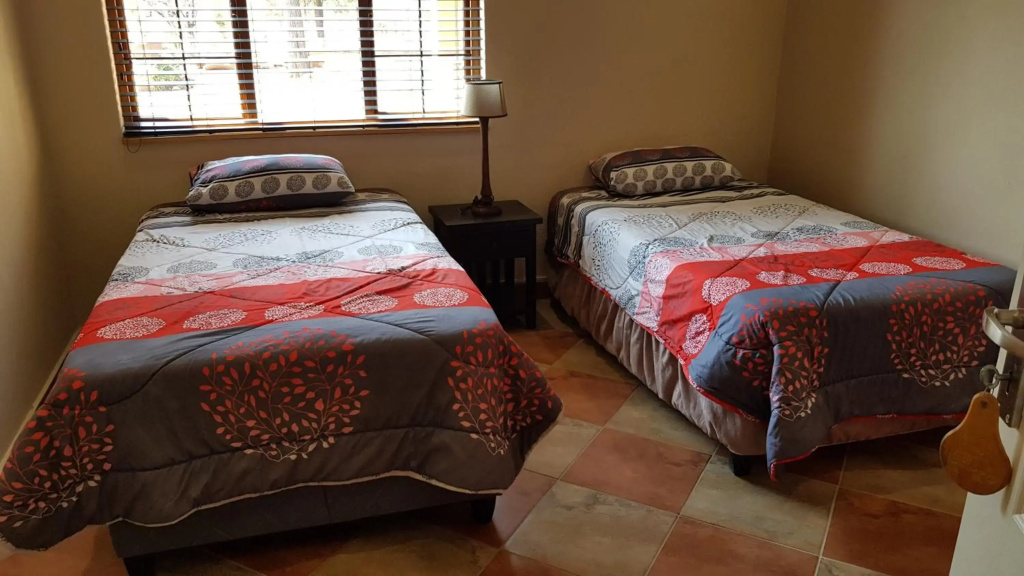 Hornbills Rest Country Home