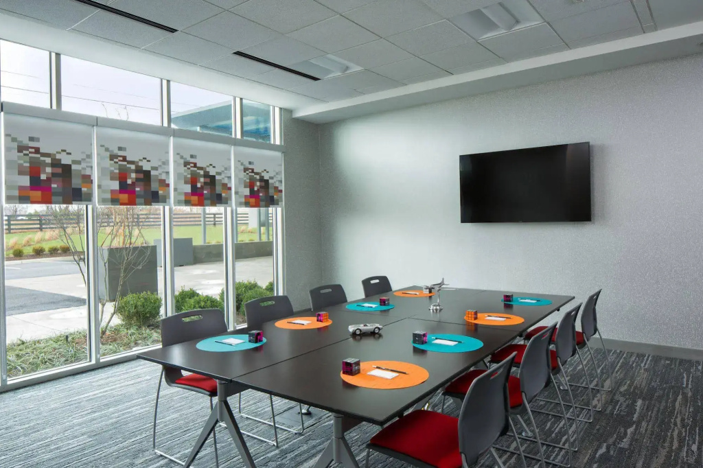 Aloft Louisville East