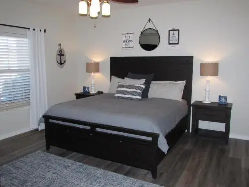 Tina Condo B-2