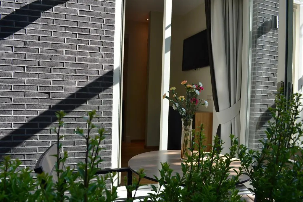 Alp Hotel