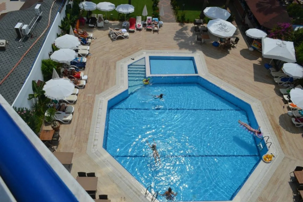 Elysee Beach Hotel