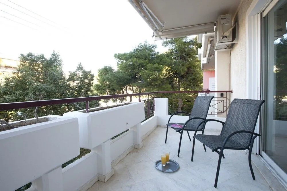 Glyfada, Modern Minimal Apartment