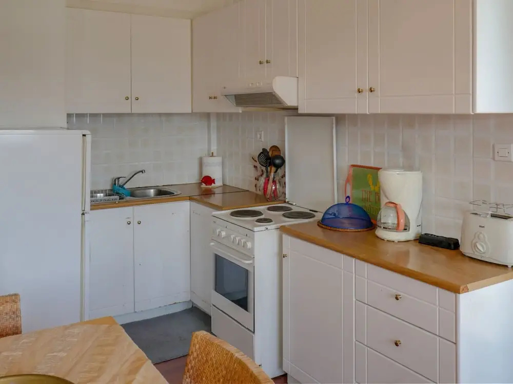 Cosy House Boat in Platanidia With Swimming Pool