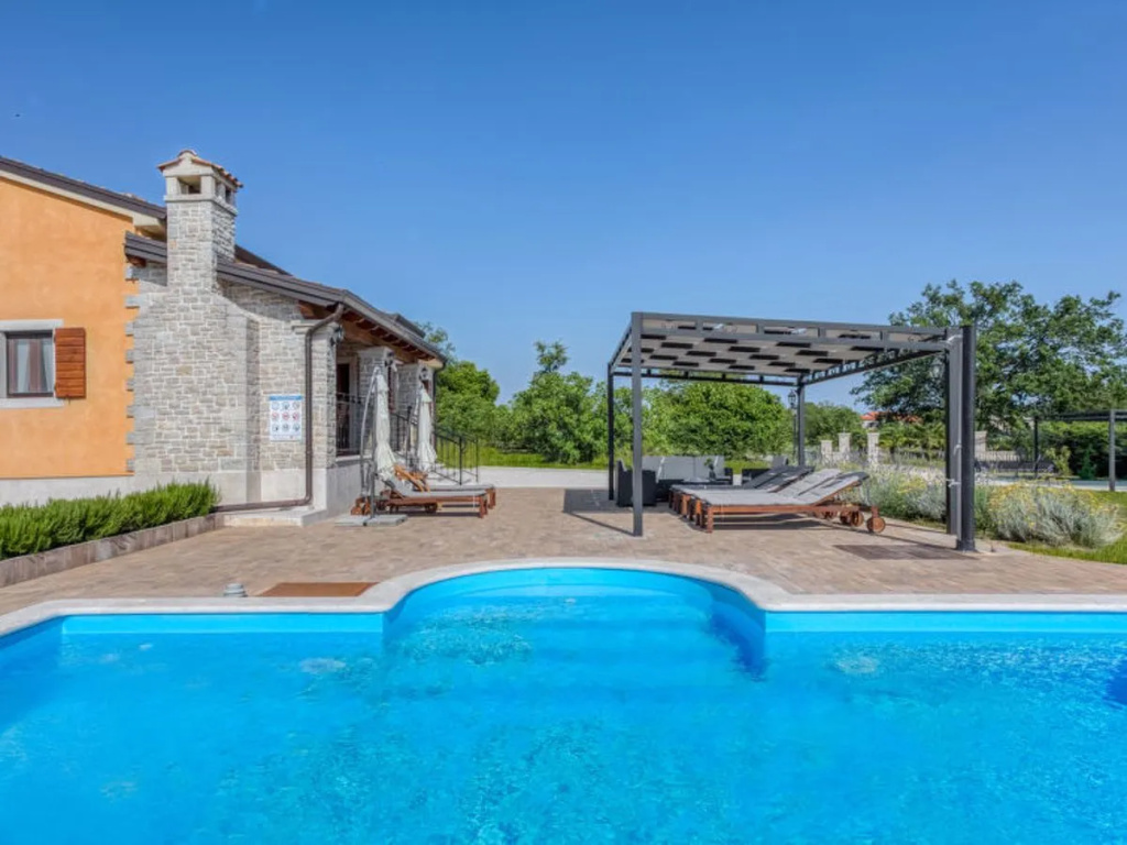 Villa Elida by Villas Holiday