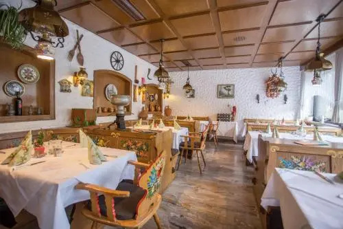 Hotel Hirsch