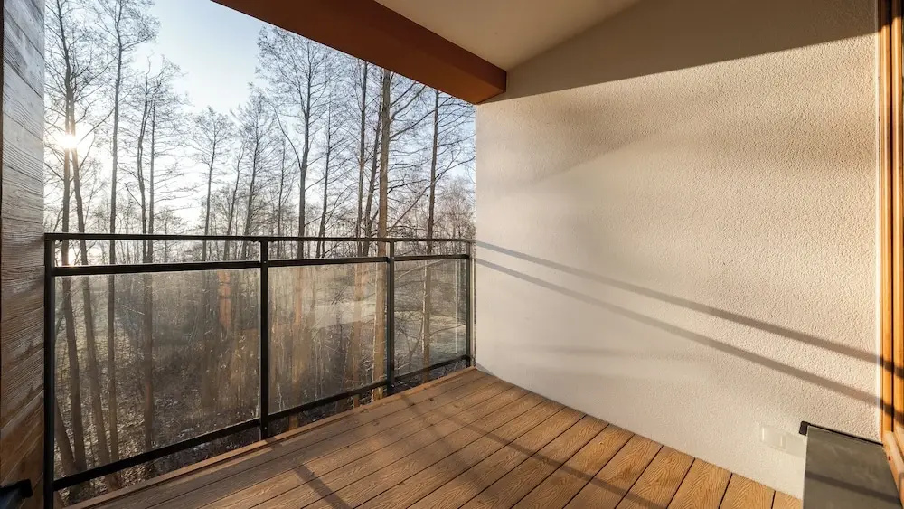 Enklawa III, Sun & Snow