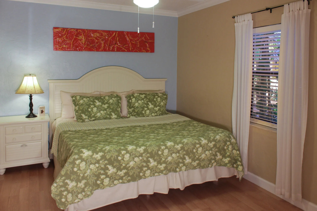 Beach Place Guesthouses