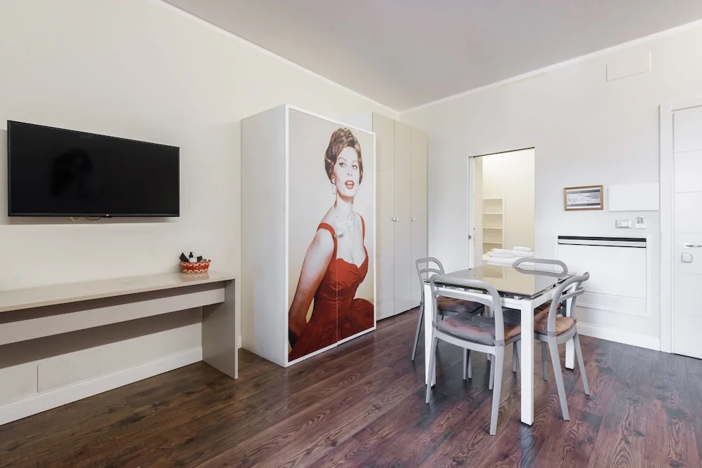 Dolcevita Suite by Mmega