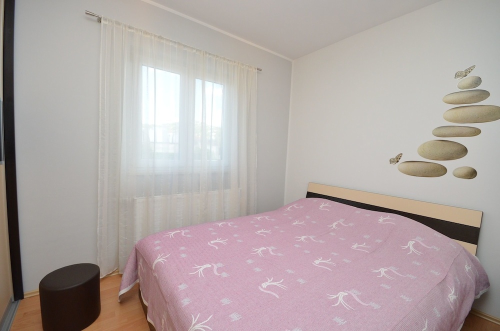 Apartments Divna