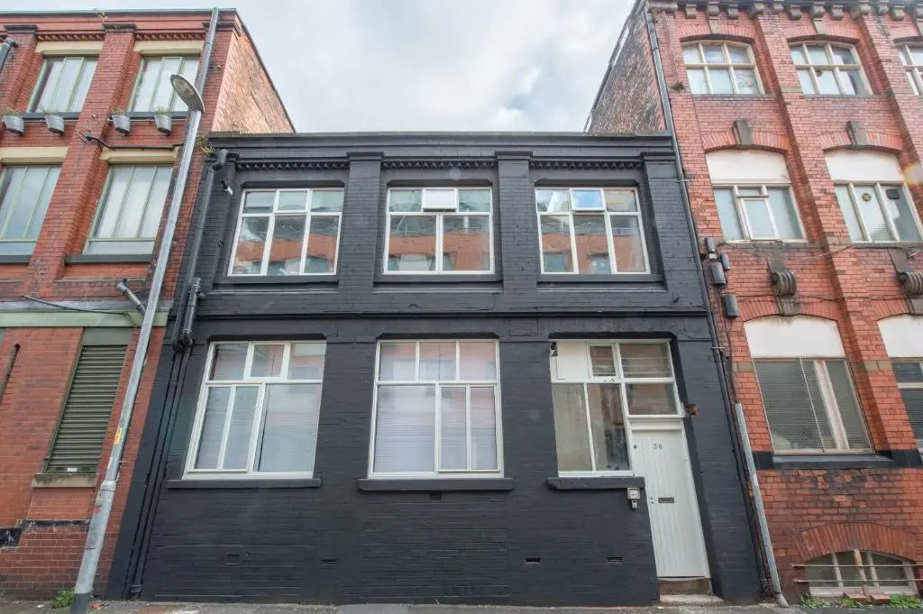 Penthouse Warehouse Slps 18 (61)