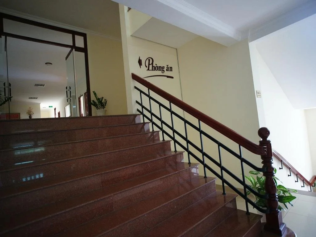 Ham Luong Hotel
