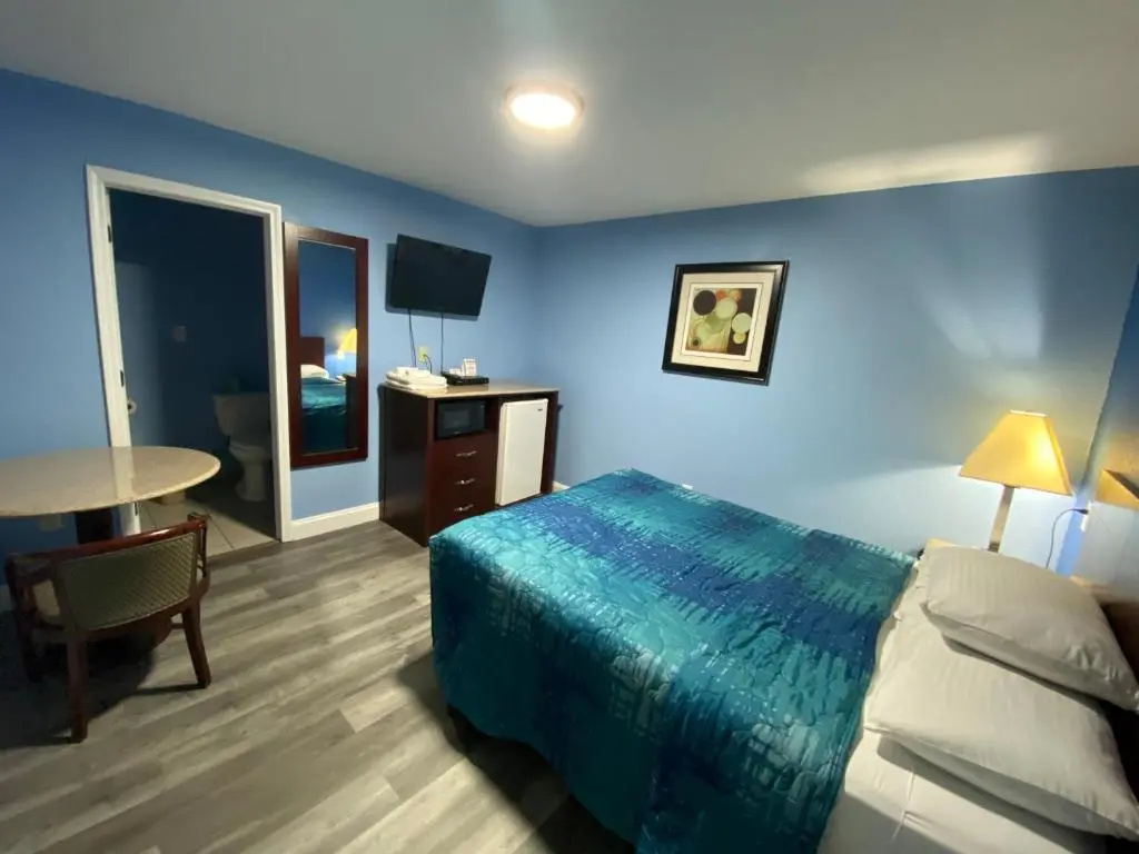 Red Carpet Inn & Suites Wrightstown