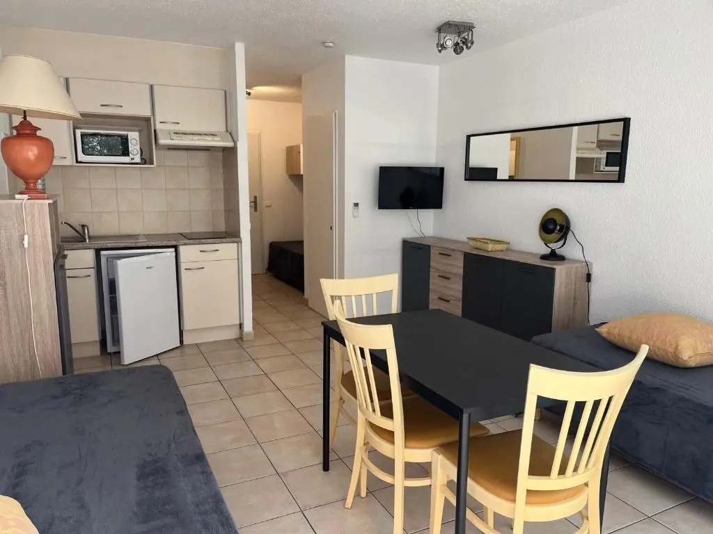 Appartement Saint-Raphaël, 1 pièce, 3 personnes - FR-1-466A-40