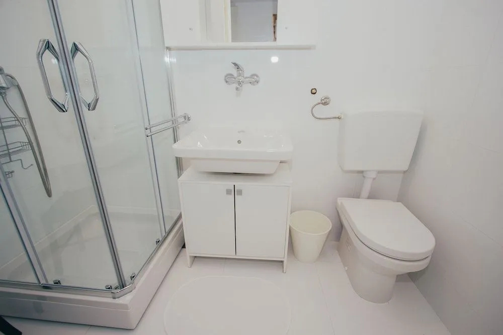 Apartments and Rooms Ille