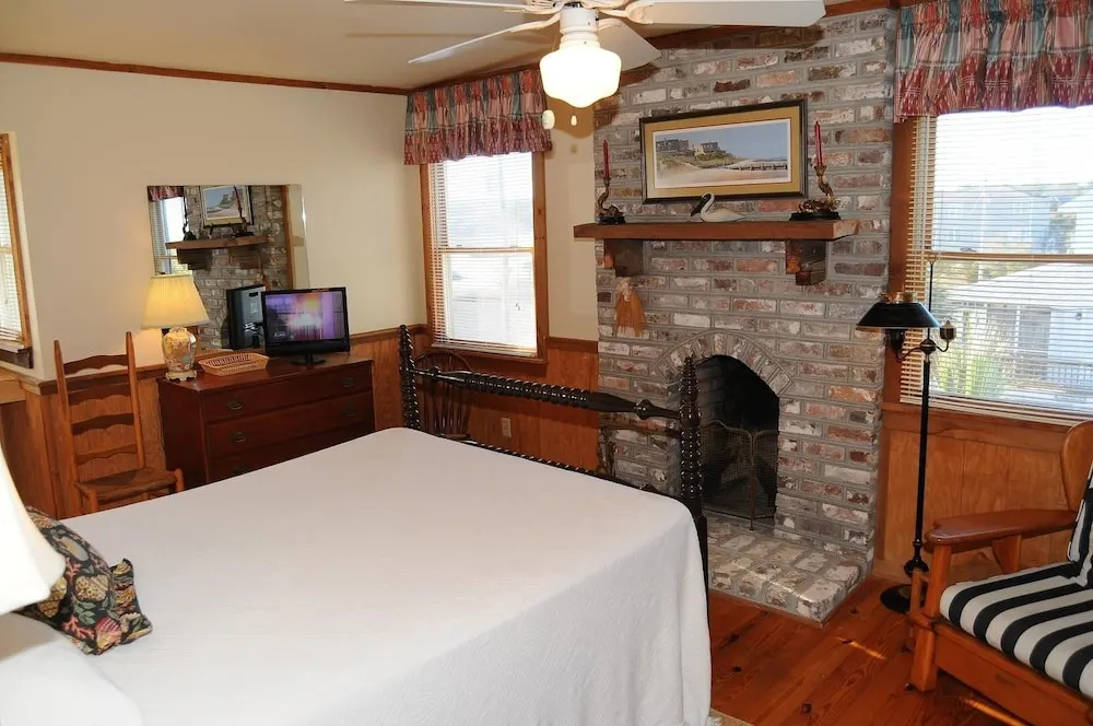 Sea Hearth II - 4 Br Home
