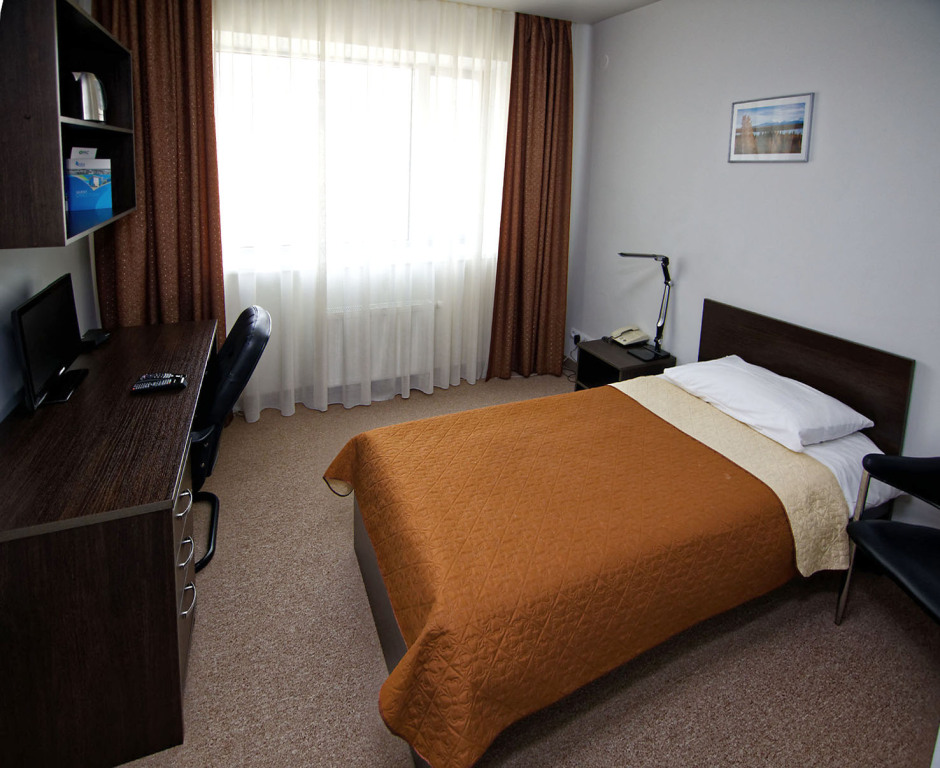 Porno oz xojayinini yalaydi Bikini kiyib yurish