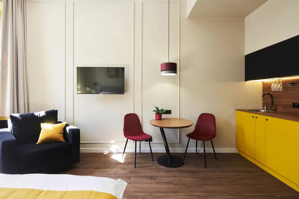 Kaleidoscope Central Hotel