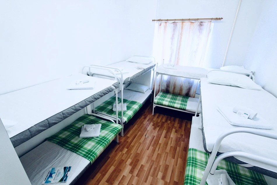 Хостел Гости
