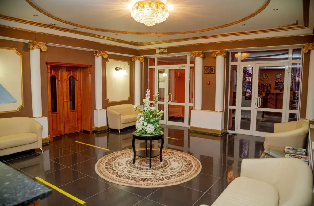 Premyer Hotel
