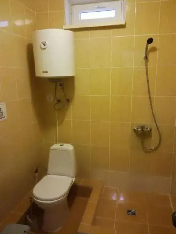 Меблированные Комнаты на Улице Мира 42Б