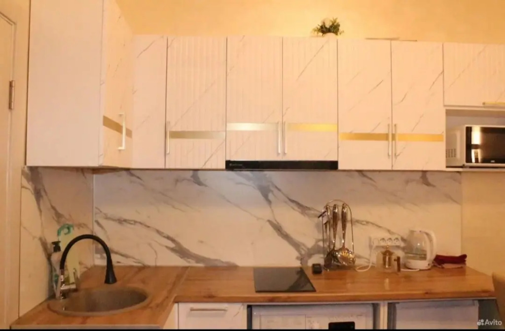 Uyutnaya So Svezhim Yevroremontom Flat