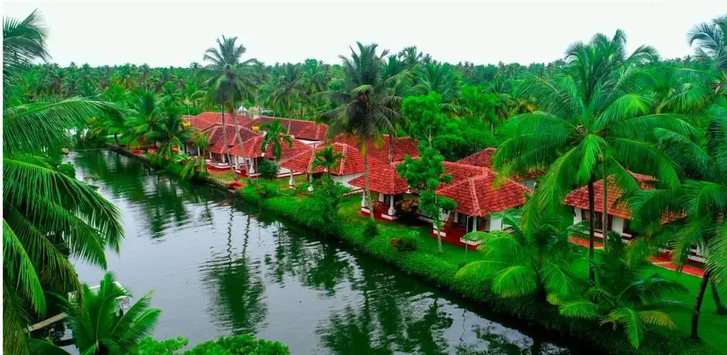 Отель Ayurrathna Coir village lake