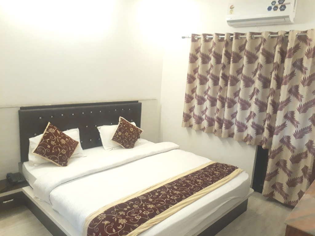 Отель The Country Side Resort
