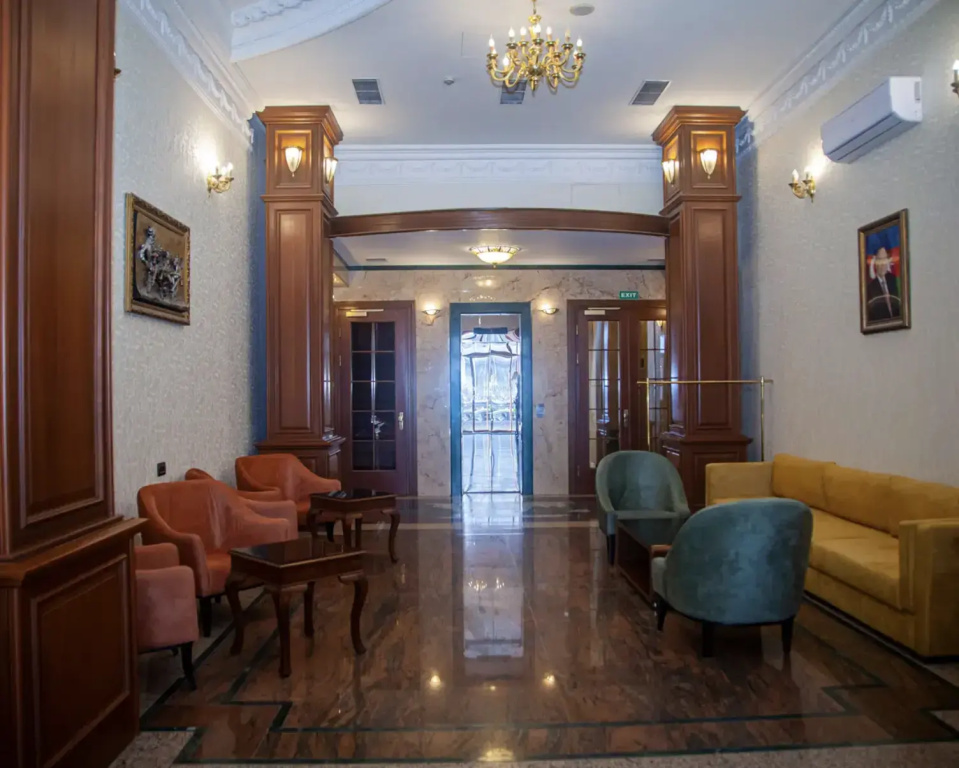 Отель Аиф Палас 