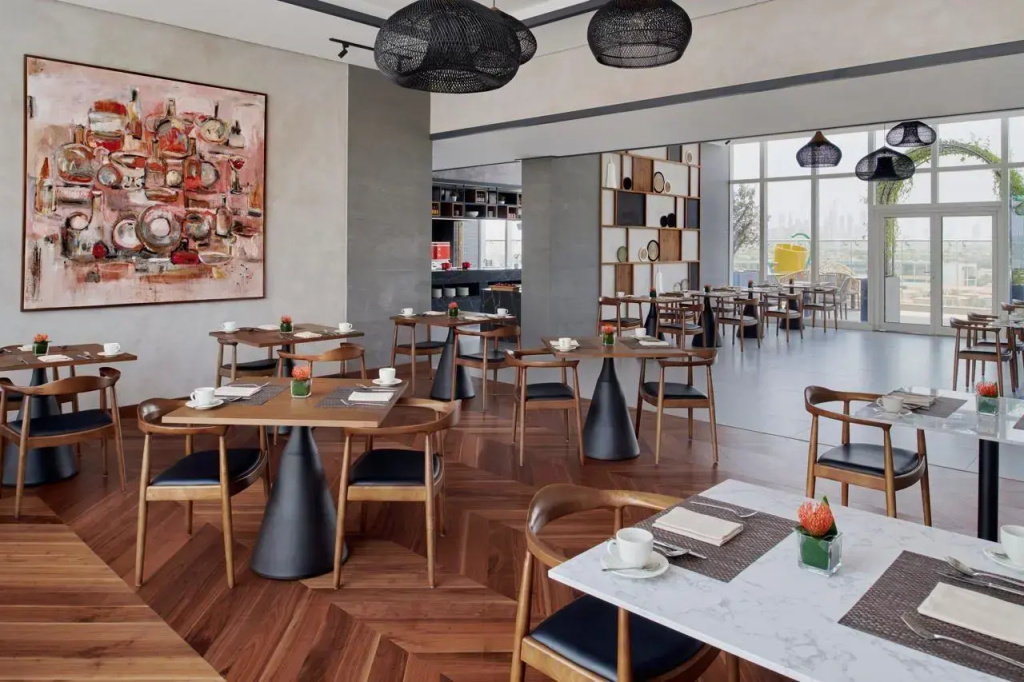 Private Apartment in Novotel JVT Comfort for 4 Guests