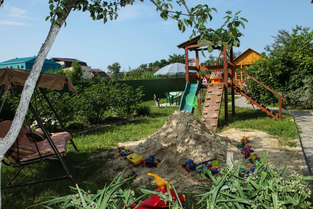 Amur Guest House