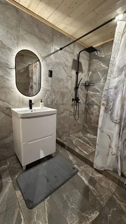 V Khutore Krasny Pakhar 3 Private House