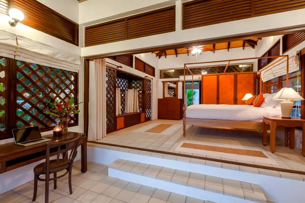 Baan Khunying - Secluded Phuket Beachfront Villa