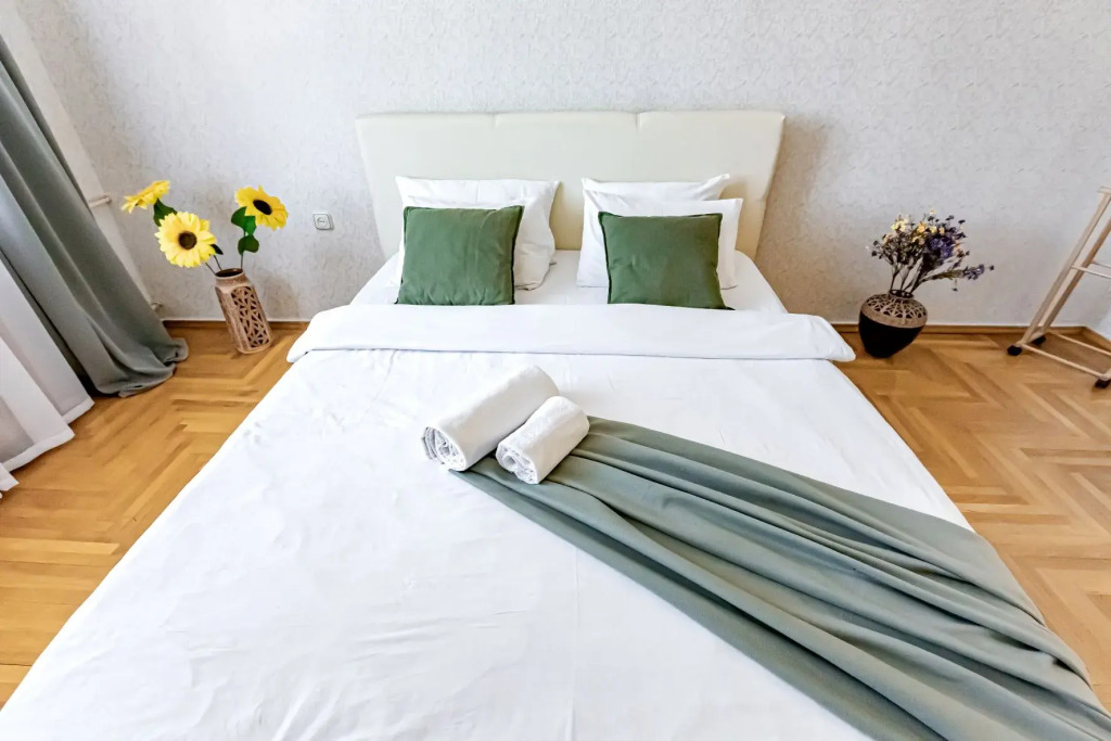 Na Kujbysheva Iriny Savel'evoj v centre kurortnogo bul'vara Apartments