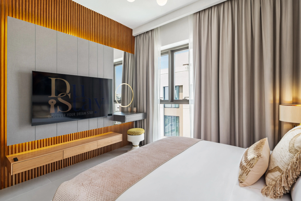 Апартаменты Lagoon Charm Luxurious Waterfront Living