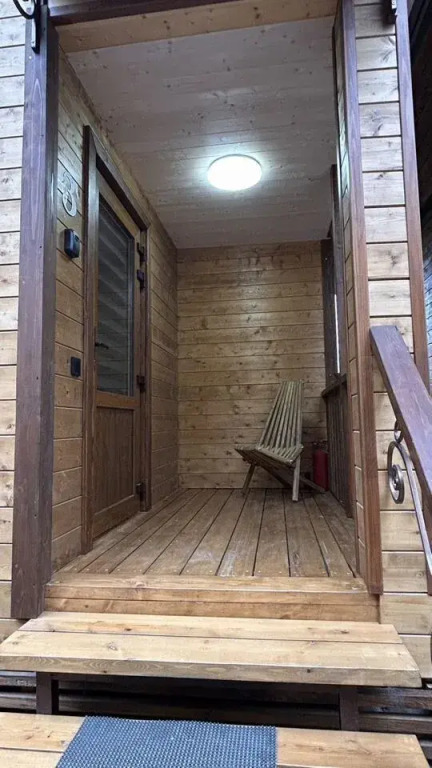 V Khutore Krasny Pakhar 4 Private House