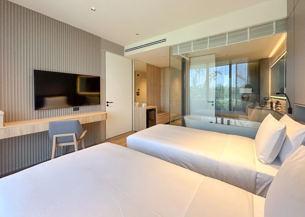 Отель La Green Hotel & Residence Пхукет