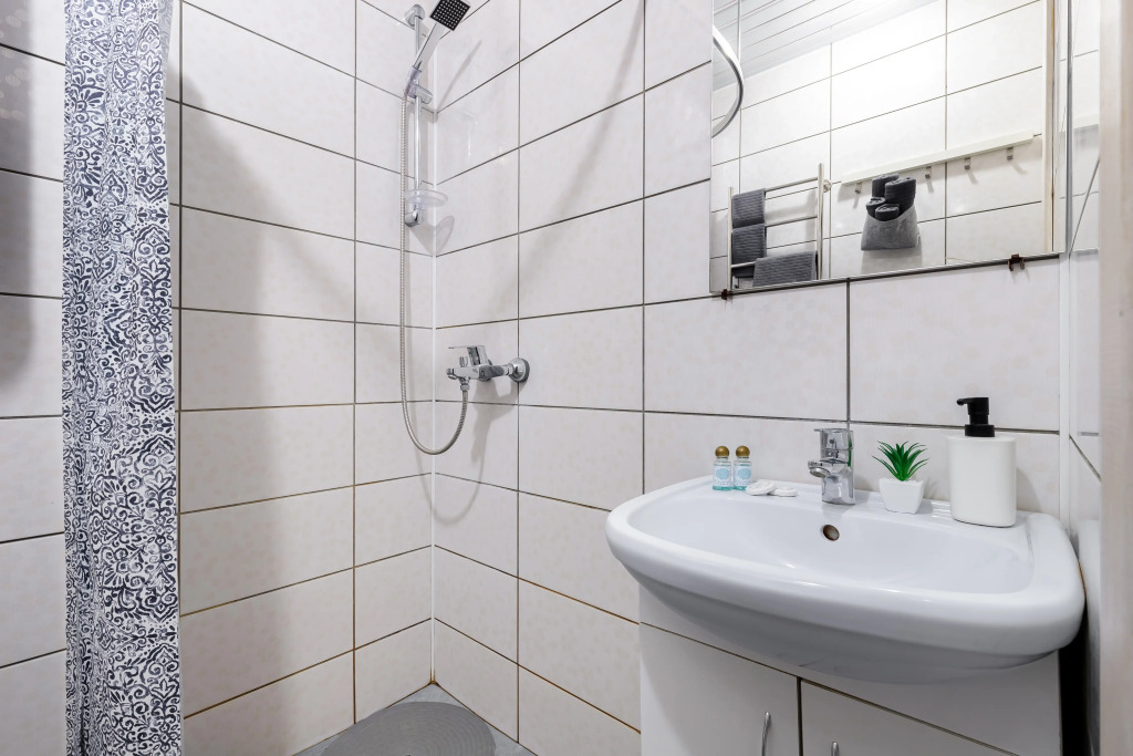 Частный дом часть с 2 спальнями с видом на горы