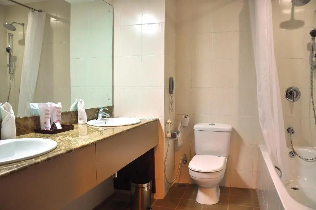 Отель Ramada by Wyndham Katunayake Colombo International Airport