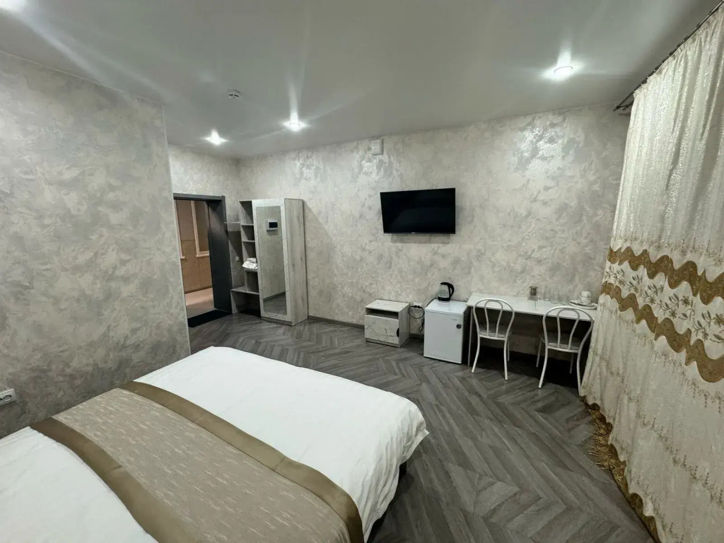 Отель Арарат