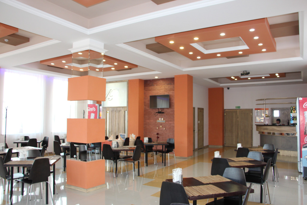 Гостиница Дубрава