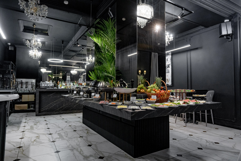 Imperial Palace Hotel