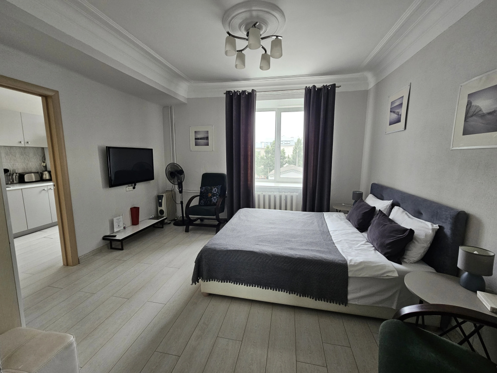 Квартира 1к-квартира на Независимости 18