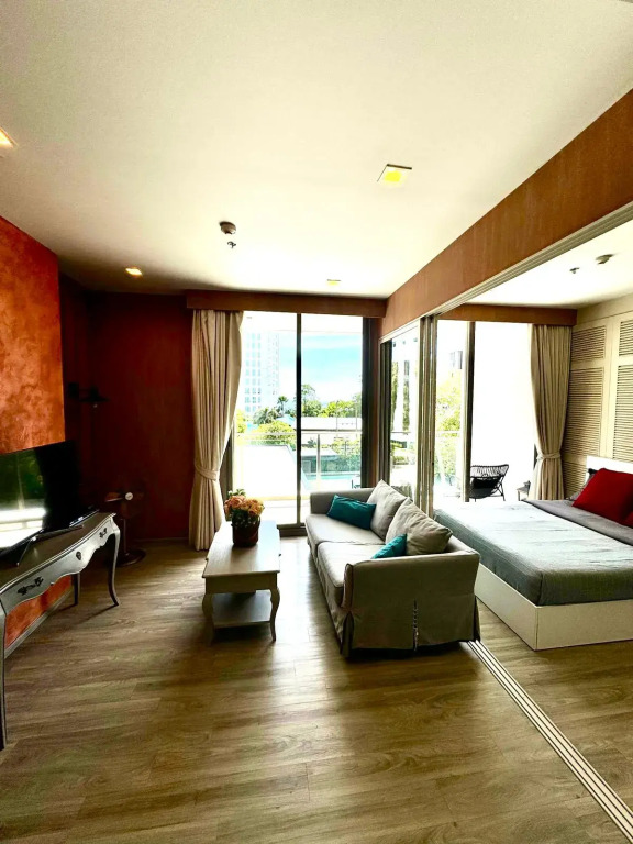 Апартаменты Baan Plai Haad Wongamat