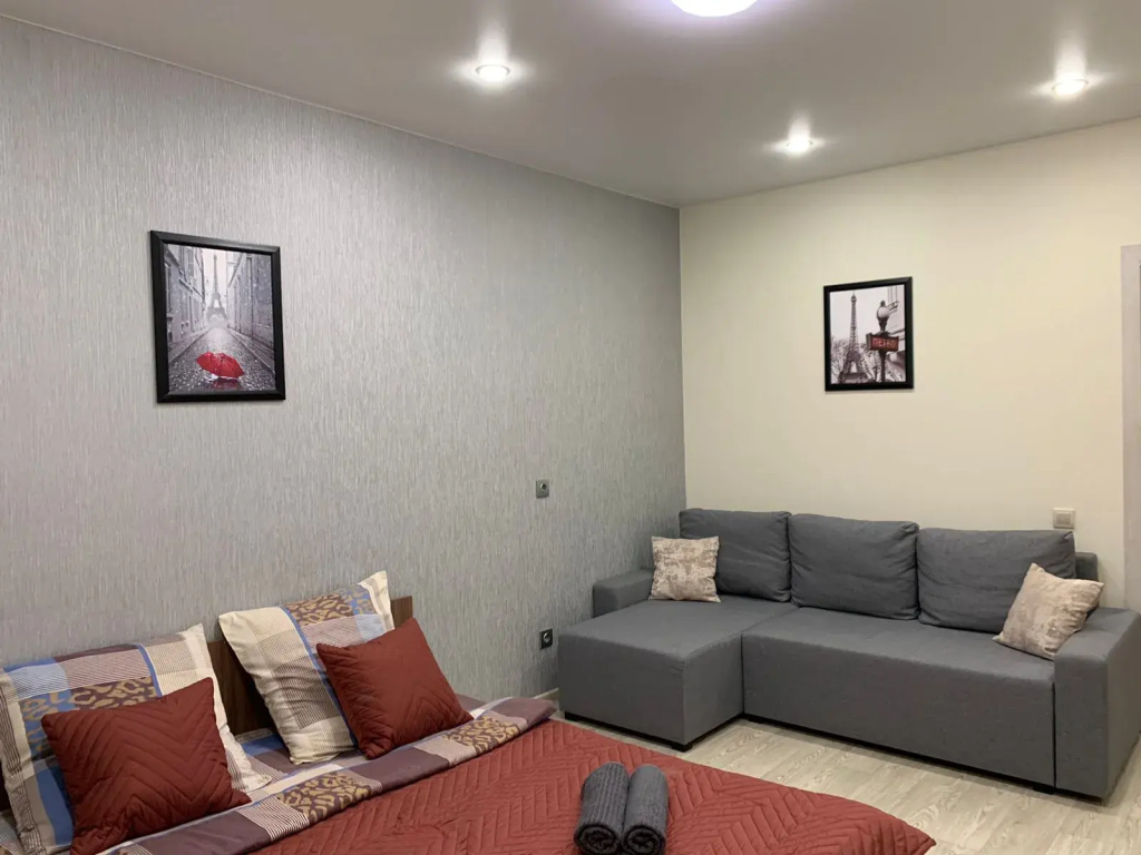 Апартаменты HOMEAPARTMENTS у Сибирского Молла