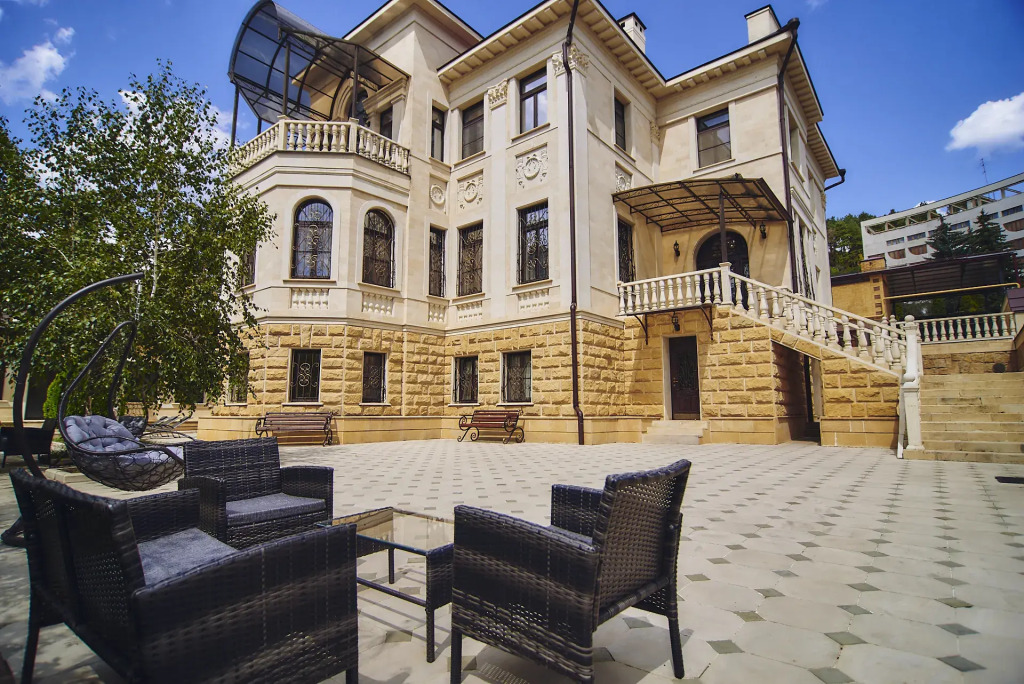 Отель Райгонд