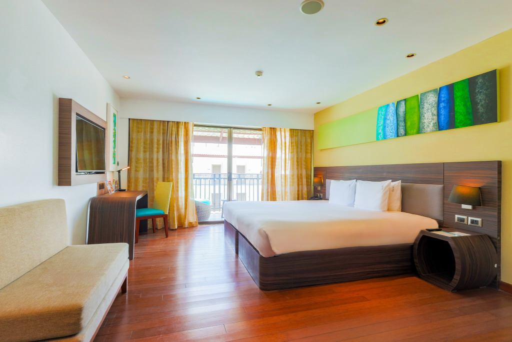 Holiday Inn Resort Phuket Karon Beach by IHG