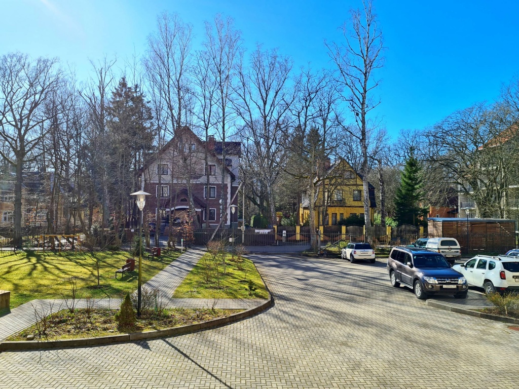 Двухкомнатная квартира на Тихомирова
